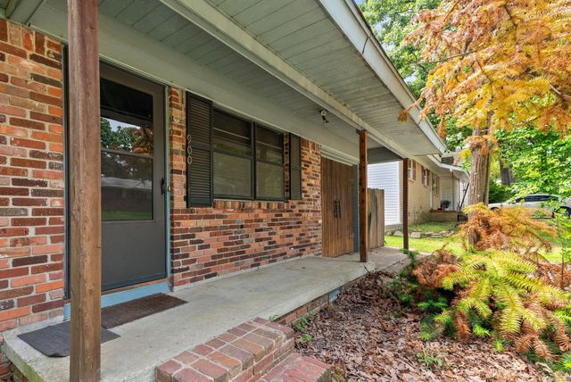 900 W 51st St, North Little Rock, AR 72118