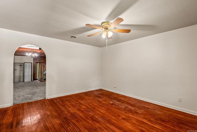 900 W 51st St, North Little Rock, AR 72118