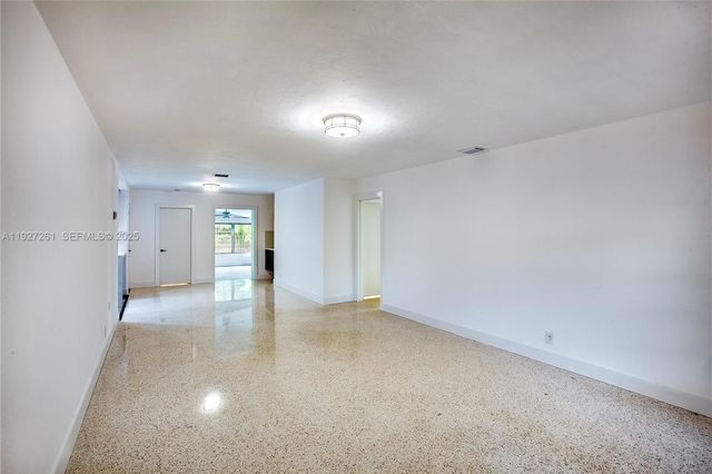 407 Minorca Ave, Coral Gables, FL 33134