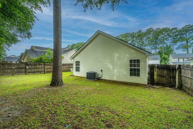 252 Trickle Drive, Summerville, SC 29483