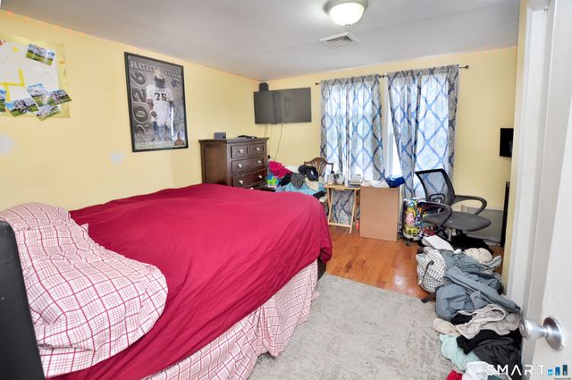 82 Spring Street, Meriden, CT 06451