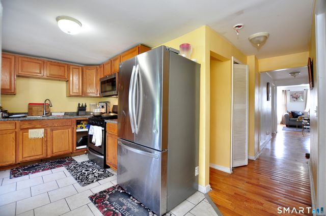 82 Spring Street, Meriden, CT 06451