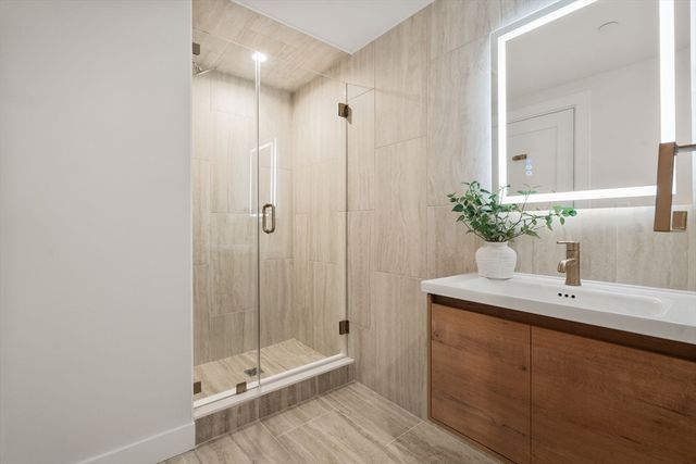 125 Lowell Street 202, Somerville, MA 02143