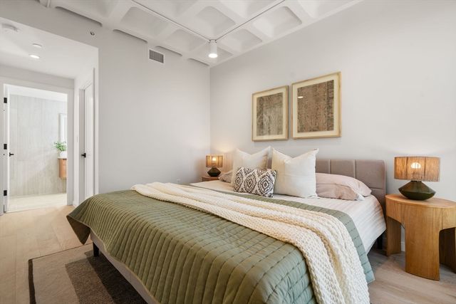 125 Lowell Street 202, Somerville, MA 02143