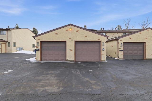 2533 FOND DU LAC ROAD, Oshkosh, WI 54902