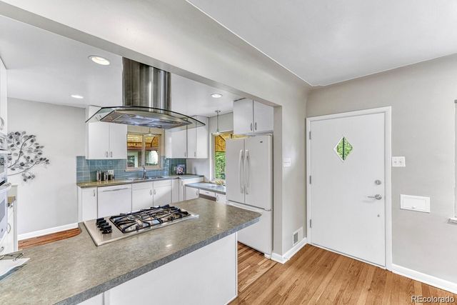 3423 W 39th Avenue, Denver, CO 80211