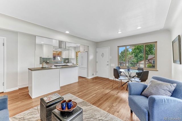 3423 W 39th Avenue, Denver, CO 80211