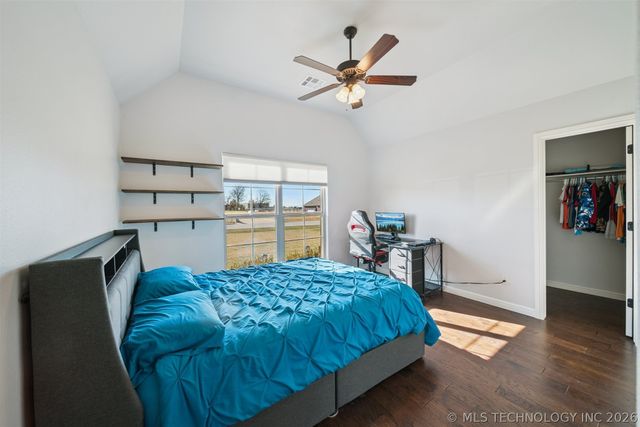 2913 Cross Creek Drive, Oologah, OK 74053