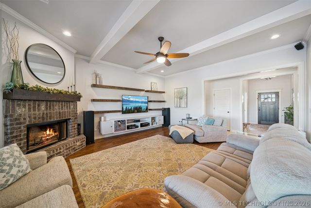 2913 Cross Creek Drive, Oologah, OK 74053