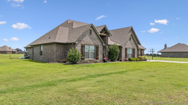 2913 Cross Creek Drive, Oologah, OK 74053