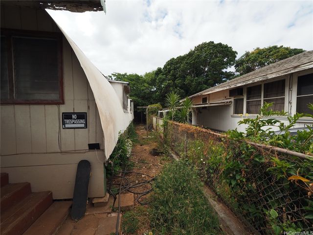 91-401 Fort Weaver Road A & B, Ewa Beach, HI 96706