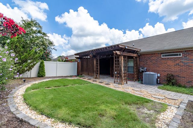125 Tradewind Drive, Fort Oglethorpe, GA 30742