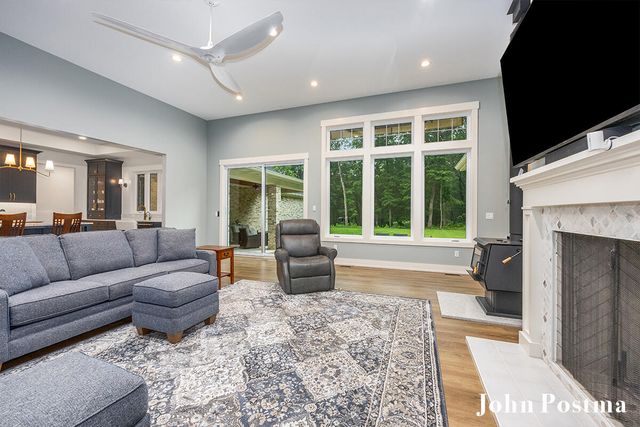 1565 Alden Nash Avenue, Lowell, MI 49331