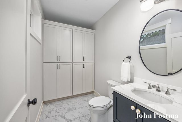 1565 Alden Nash Avenue, Lowell, MI 49331