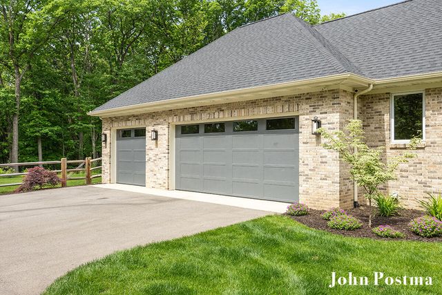 1565 Alden Nash Avenue, Lowell, MI 49331