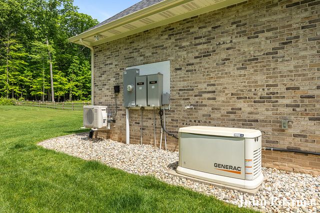 1565 Alden Nash Avenue, Lowell, MI 49331