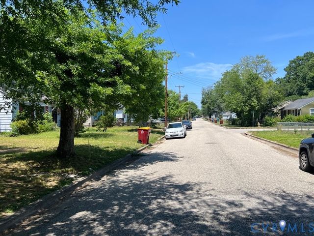 80 Henrico St, Petersburg, VA 23803