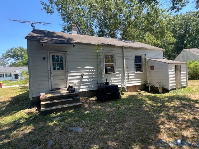 80 Henrico St, Petersburg, VA 23803