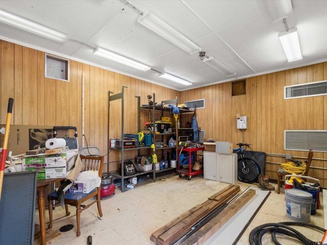 136 W Basil Dr., Diana, TX 75640