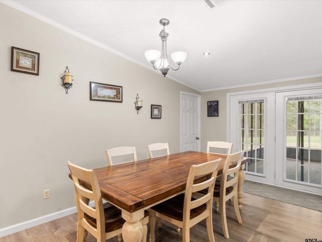 136 W Basil Dr., Diana, TX 75640