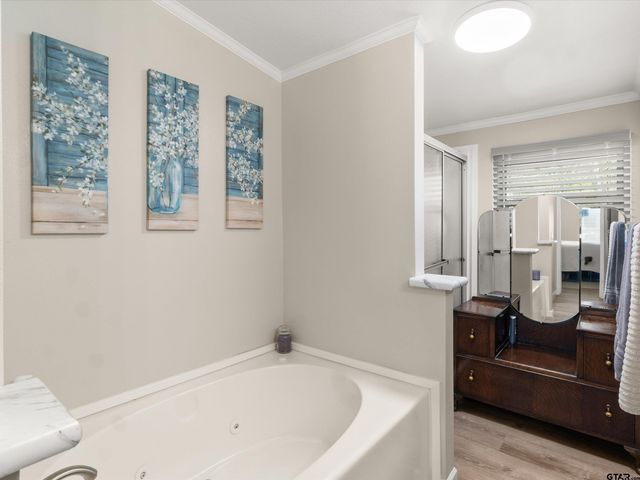 136 W Basil Dr., Diana, TX 75640