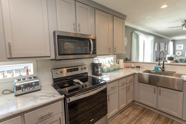 2069 Eastlynn Dr., Conway, SC 29526