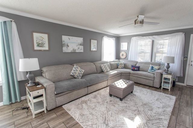 2069 Eastlynn Dr., Conway, SC 29526