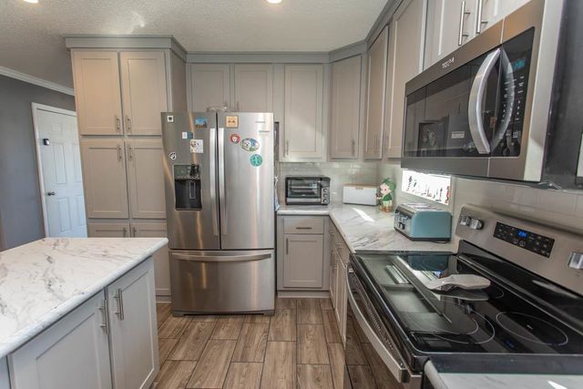 2069 Eastlynn Dr., Conway, SC 29526