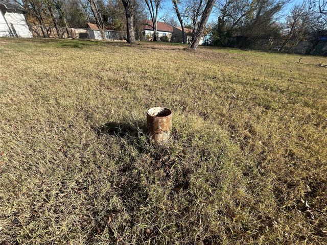 4302 Metropolitan Avenue, Dallas, TX 75210