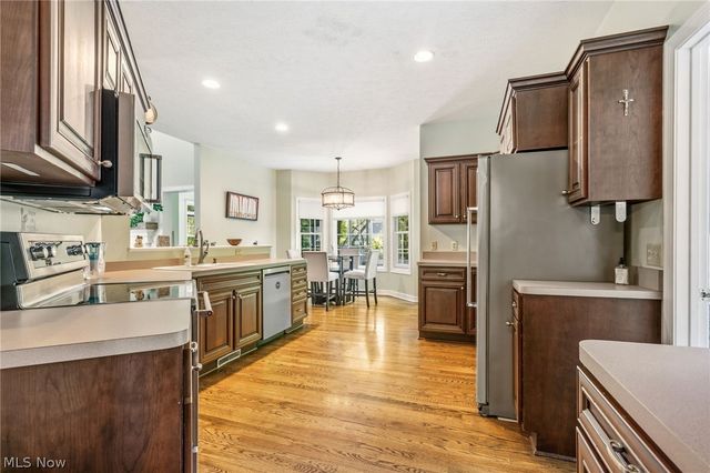 2984 Silver Maple Drive, Fairlawn, OH 44333