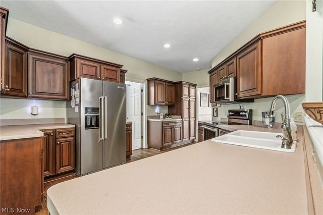 2984 Silver Maple Drive, Fairlawn, OH 44333