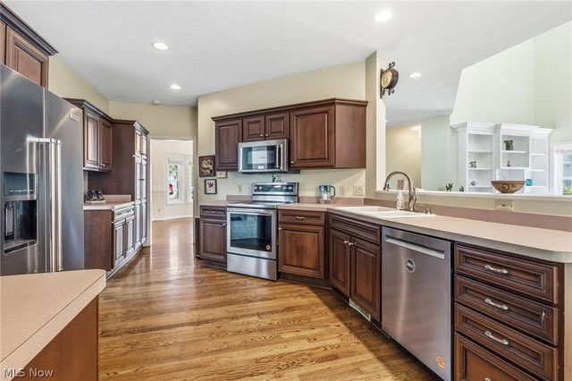 2984 Silver Maple Drive, Fairlawn, OH 44333