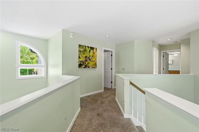 2984 Silver Maple Drive, Fairlawn, OH 44333