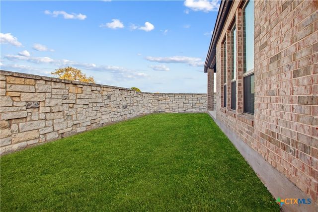 369 Cold River Run, Kyle, TX 78640