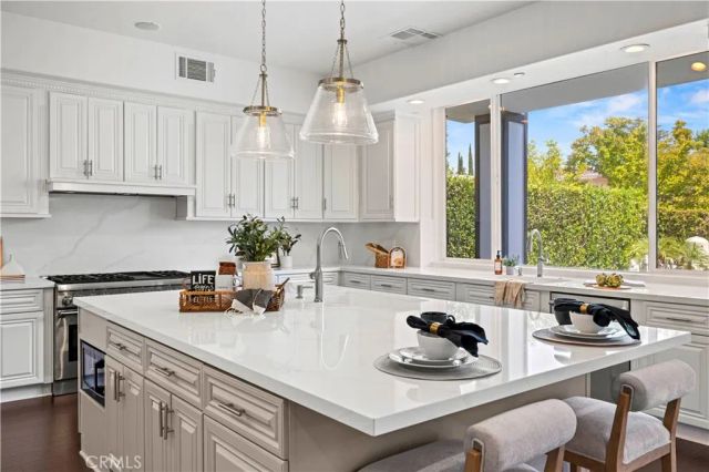 5012 Gerald Avenue, Encino, CA 91436