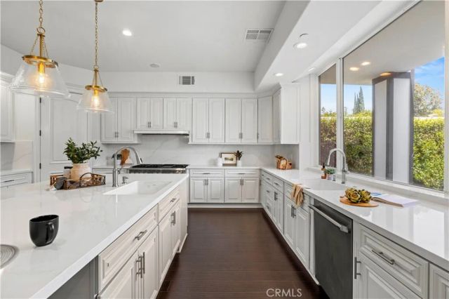 5012 Gerald Avenue, Encino, CA 91436