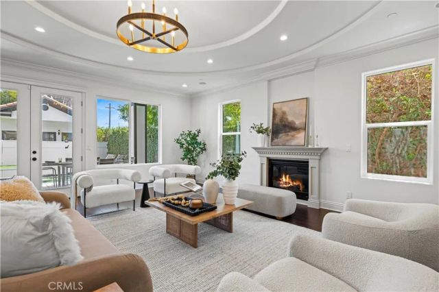 5012 Gerald Avenue, Encino, CA 91436