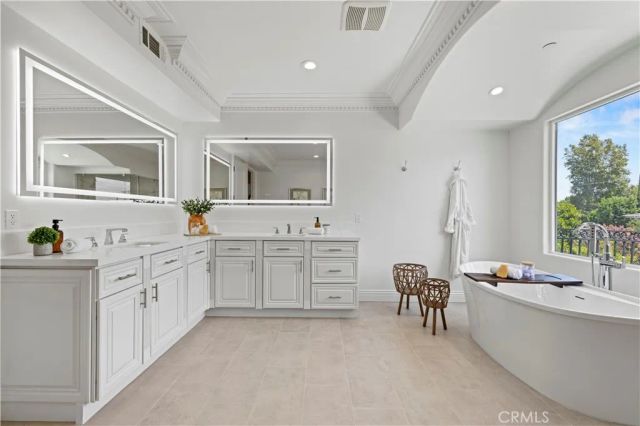 5012 Gerald Avenue, Encino, CA 91436