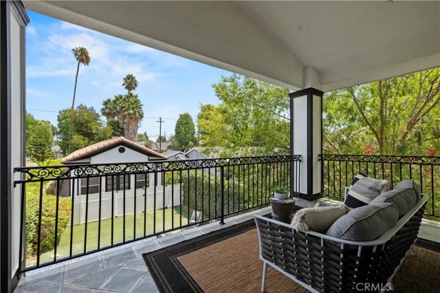 5012 Gerald Avenue, Encino, CA 91436