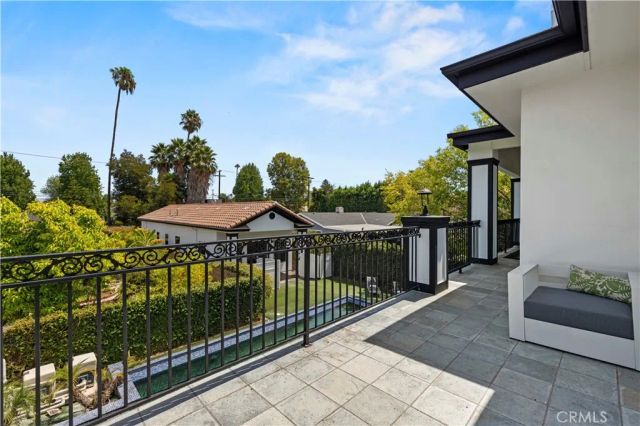 5012 Gerald Avenue, Encino, CA 91436
