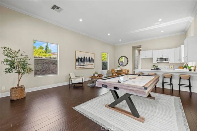 5012 Gerald Avenue, Encino, CA 91436