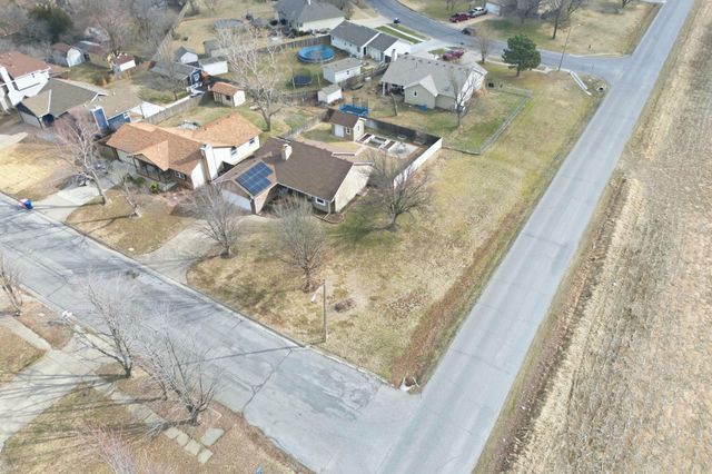 626 S Spruce St, Goddard, KS 67052