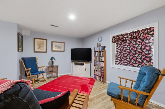 626 S Spruce St, Goddard, KS 67052