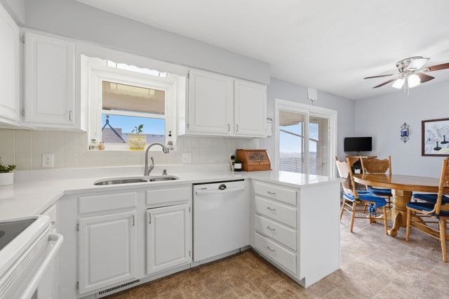 626 S Spruce St, Goddard, KS 67052