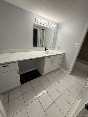 9725 E Harvard Avenue 396, Denver, CO 80231