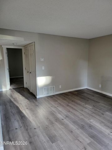 4606 Neil Road APT 197, Reno, NV 89502