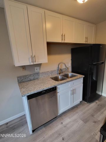 4606 Neil Road APT 197, Reno, NV 89502
