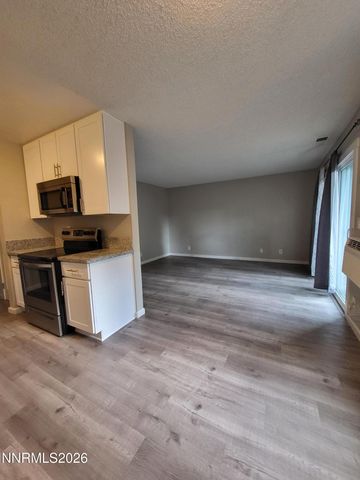 4606 Neil Road APT 197, Reno, NV 89502