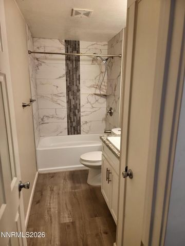 4606 Neil Road APT 197, Reno, NV 89502
