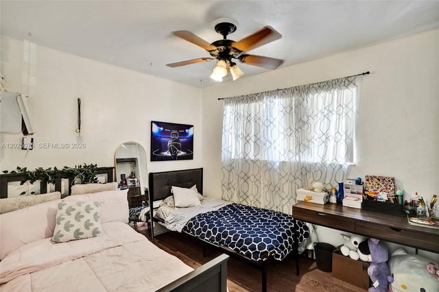 9910 Bahama Dr, Cutler Bay, FL 33189